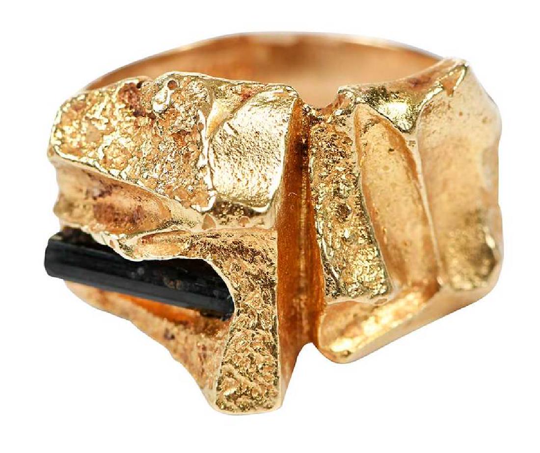Bjorn Weckstrom, Lapponia 18kt. Gold Ring: brutalist style, one rough green tourmaline, stamped "750, Finland" and with maker's mark and hallmarks, yellow gold, size 8-1/2, 8.7 grams , Provenance: Estate of Alice Carter Middendorf