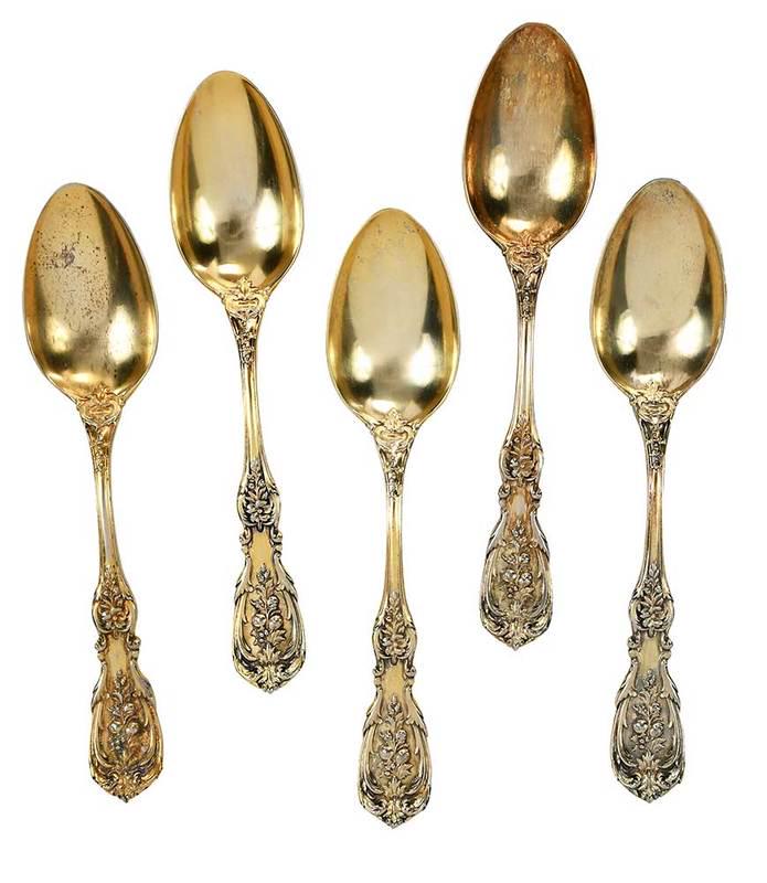 Set of 12 Francis I Gilt Sterling Soup Spoons: American, 20th century, oval bowls with gilt finish,˜no monograms,˜marks for Reed & Barton,˜27.26 o. T., 7 in.Provenance: Private Collection, Oklahoma City, Oklahoma