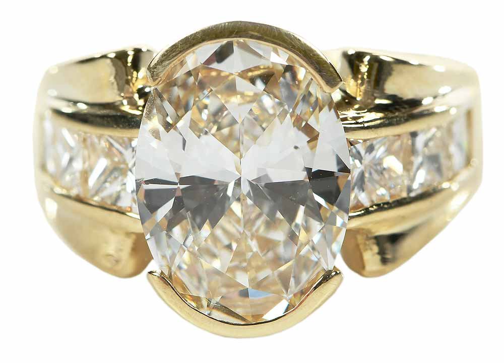 18kt. 4.28ct. Diamond Ring (1 of 9)