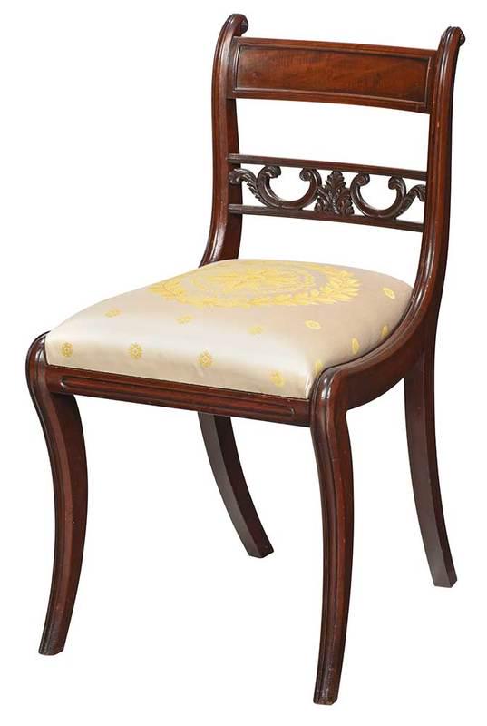 Fine Federal Side Chair, Savannah History: New York, circa 1815, attributed to Duncan Phyfe, molded saber legs and carved back with c-scroll and acanthus leaf, ash secondary, modern upholstery, 32-1/2 x 18-1/4 x 20-1/2 in.