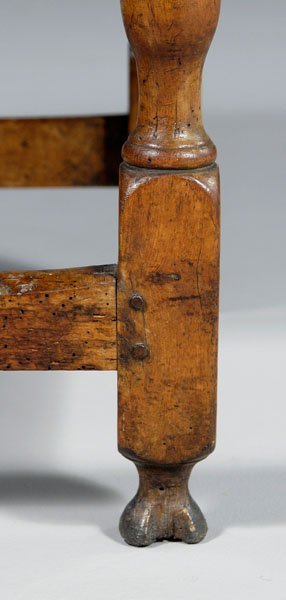New England Queen Anne tavern table, - 3