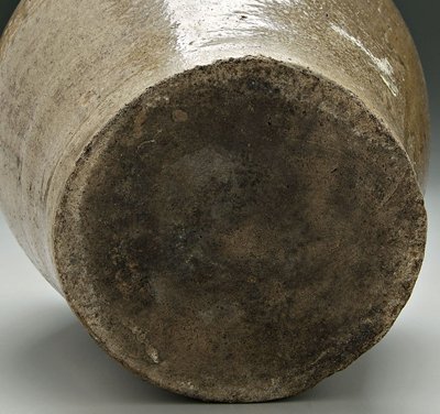 Edgefield ovoid pottery jar, - 3