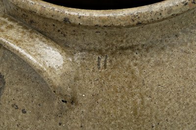 Edgefield ovoid pottery jar, - 4