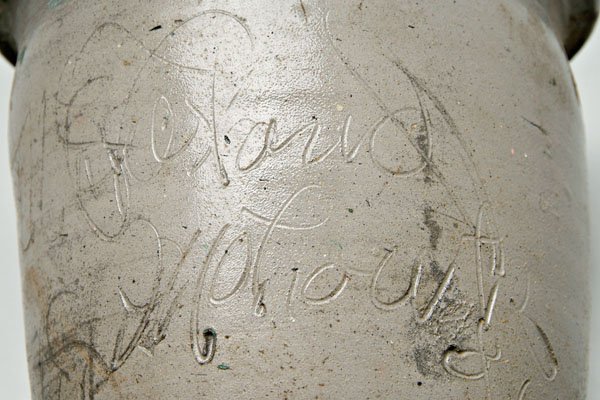 Tennessee stoneware crock, - 3