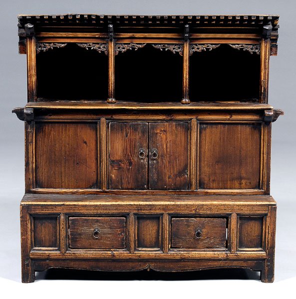 Chinese three-tier stepped shrine,