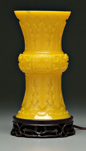 Chinese Peking glass [gu] vase, - 2