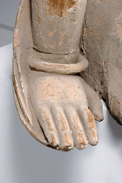 Chinese carved wood figure of Guanyin, - 7