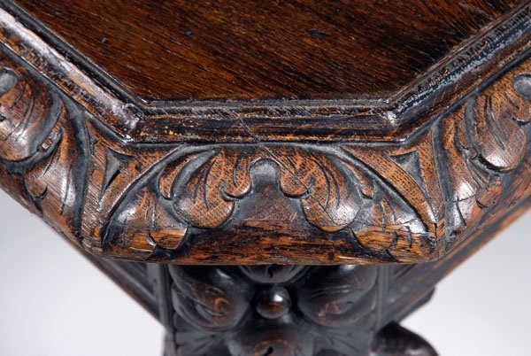 Belgian carved banquet table, - 4