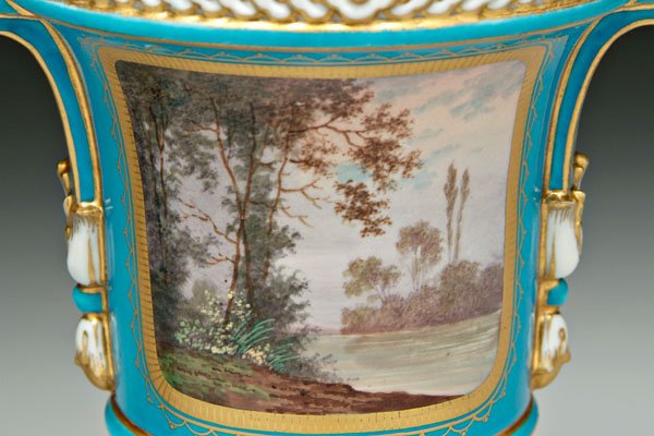 Pair Sèvres urns - 6