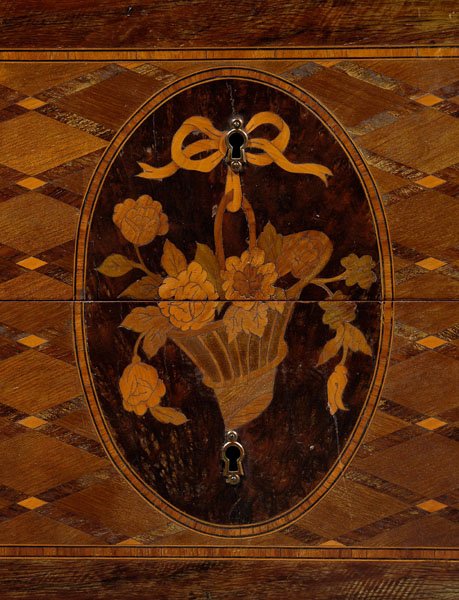 Louis XV style marquetry commode, - 4