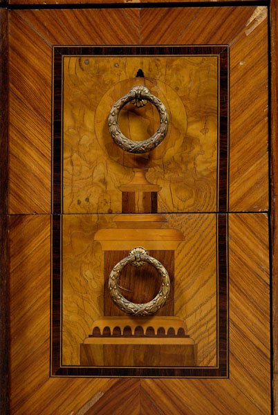 Fine Louis XV style marquetry commode, - 3