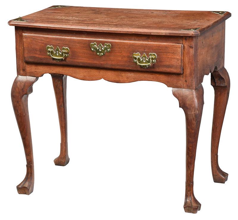 American Queen Anne Walnut Dressing Table: Pennsylvania or possibly Southern, 18th century, with single dovetailed drawer, shaped skirt and trifid feet, poplar and yellow pine secondary,ÿ28 x 31-1/2 x 18-1/2 in.Provenance: A Virginia Institut