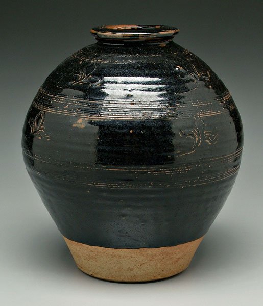 Bernard Leach stoneware jar
