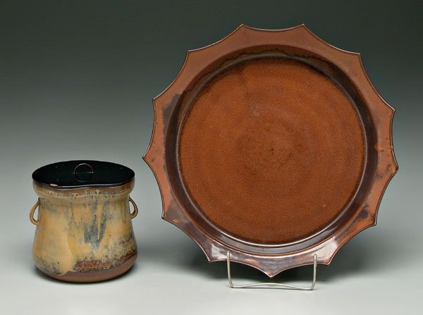 Two pieces modern Japanese pottery: