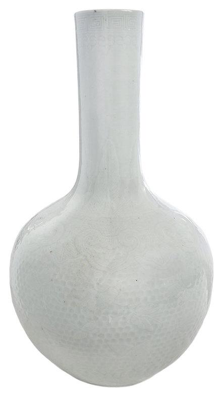 Large Chinese Blanc de Chine Porcelain Vase (1 of 10)