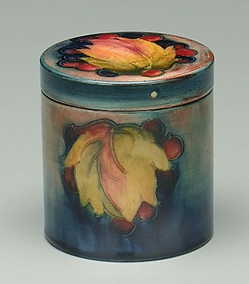 Lidded Moorcroft 3-3/4" jar, yellow and