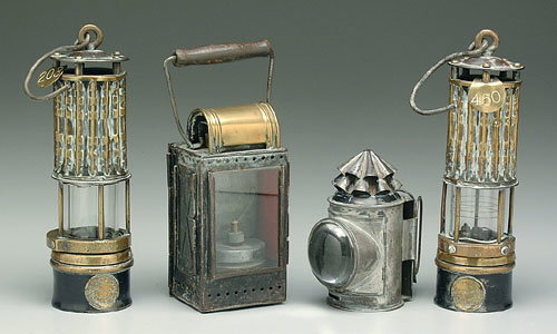 Pair brass miner's lamps, seal for Depar