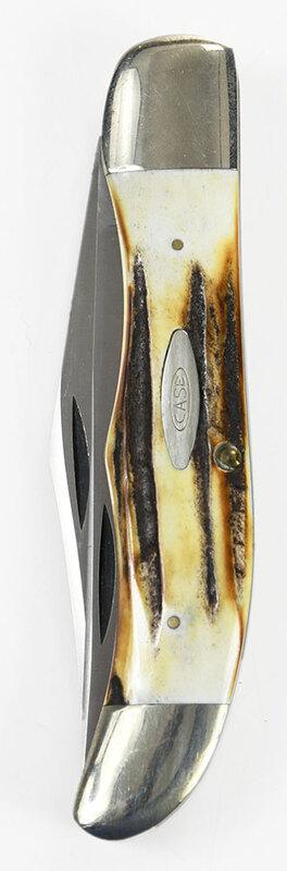 Case "Razor Edge" Folding Knife: stag handle, two blades, marked "Case XX RAZOR EDGE" and "CASE XX/STAINLESS", back "5265 SAB", other blade "SS", blade 4 in., closed 5 in. - Provenance: Property of a Southern Gentleman