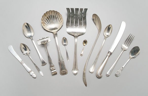 98 pieces sterling flatware:: Durgin Essex asparagus server, Kirk King serving spoon, 14 pieces Gorham Old French, bacon server, citrus spoons, pie server, tongs, demitasse spoon, 65.68 oz.T. excluding hollow handle items; detaile