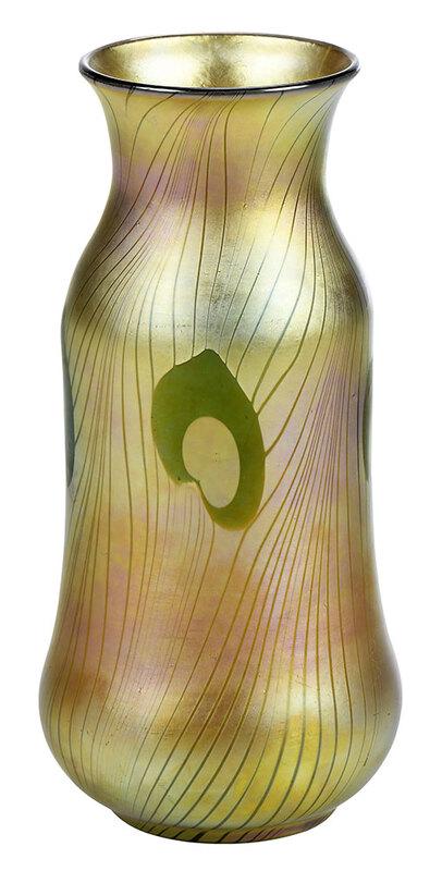 Aurene Green and Gold Art Glass Vase (1 of 7)
