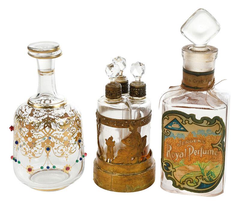 Vintage Perfume Set and Two Cologne Bottles (1 of 5)
