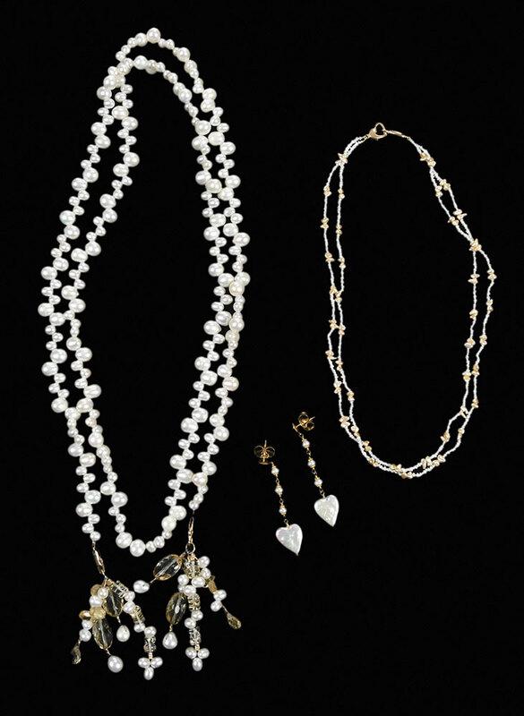 Three Pieces Gold Pearl Jewelry (1 of 9)