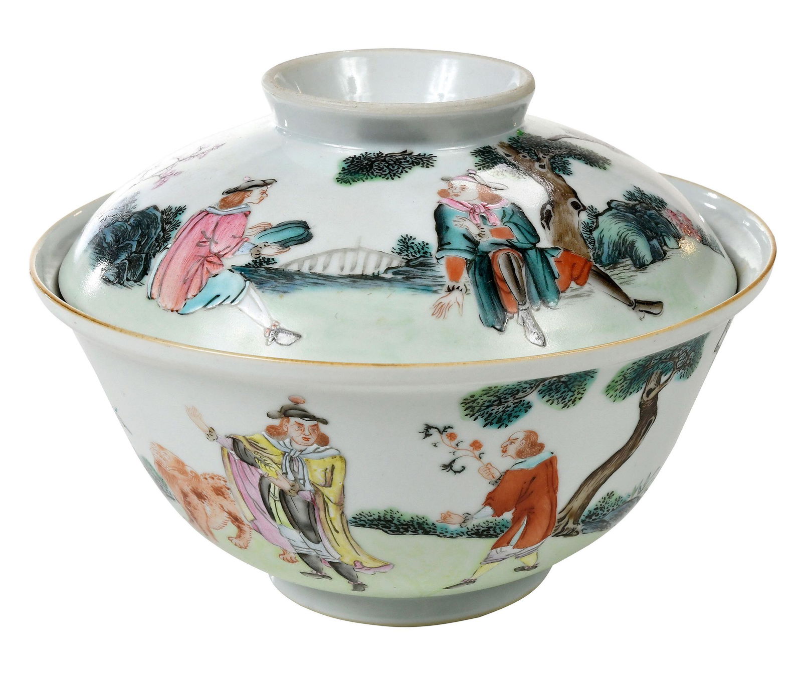 Chinese Lidded Porcelain Bowl, European Figures (1 of 15)