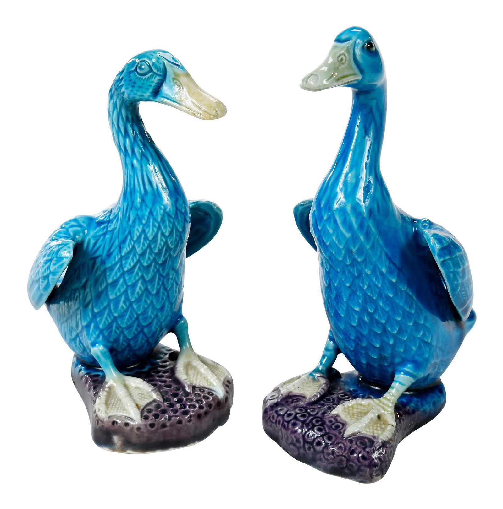Two Similar Chinese Export Porcelain Duck Figures (1 of 10)