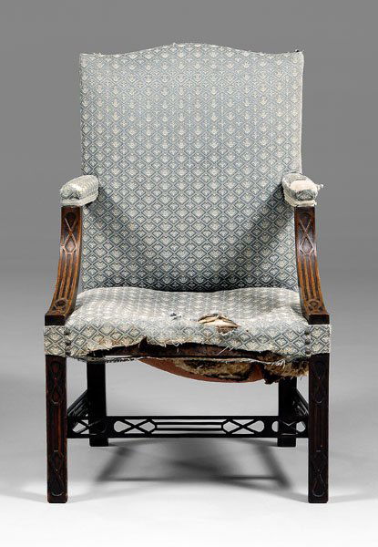 Fine Chinese Chippendale library chair: with blind-fret arm supports and legs, open-fret H stretcher, attributed to workshop of Richard Wright and Edward Elwick (Yorkshire, active 1747-1771) after a design by Thomas Chippendale, British, th