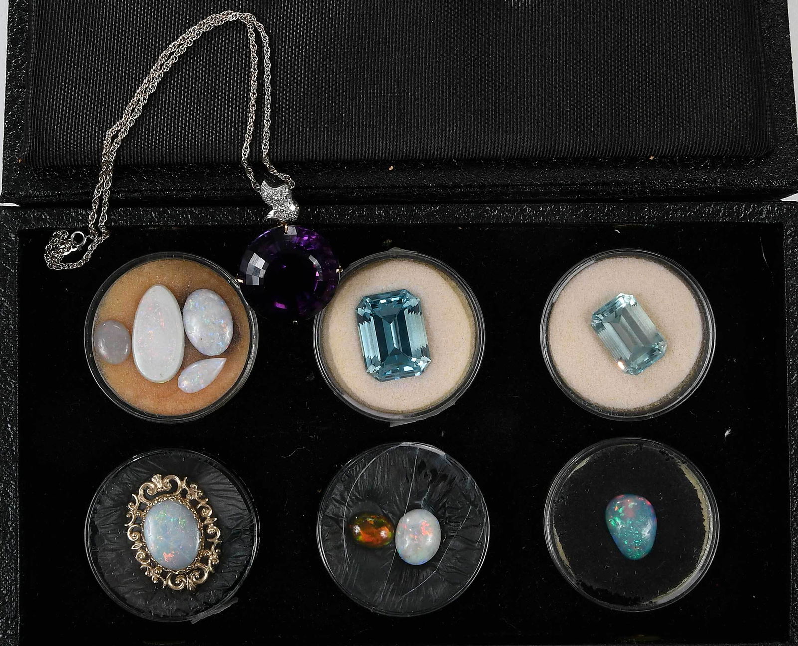 Nine Loose Gemstones and Two Gold Pendants (1 of 4)