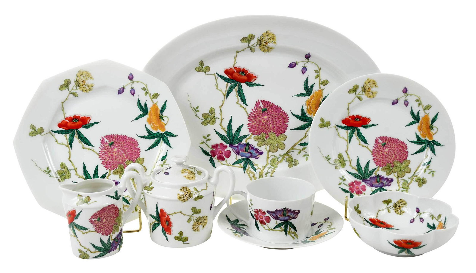 78 Piece Limoges Raynaud & Co. Porcelain Service: 20th century, France, in the "Dioraflor" pattern, depicting flowers from Chinese decoration in the Ming dynasty, comprising: 12 dinner plates, 10 octagonal luncheon plates, 12 salad plates, 12 teacups