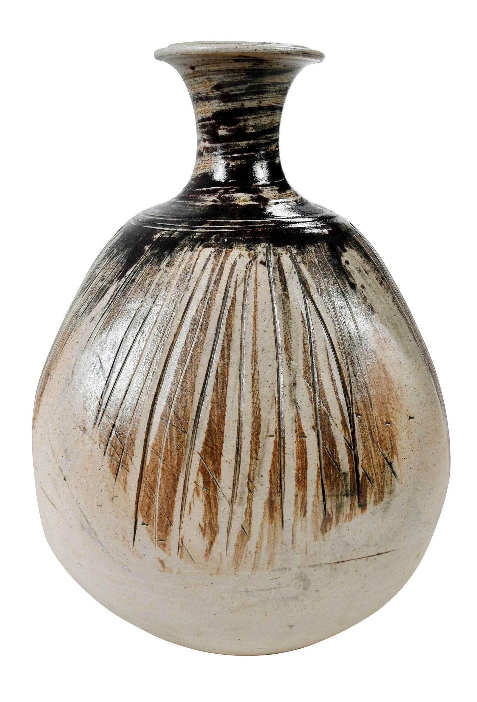 Charles Counts Pottery Vase (1 of 9)