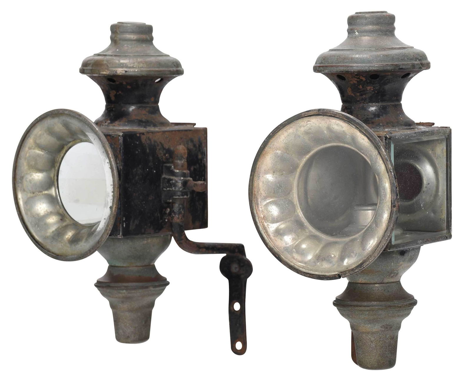 Pair of Metal Carriage Lanterns with Original Brackets (1 of 4)