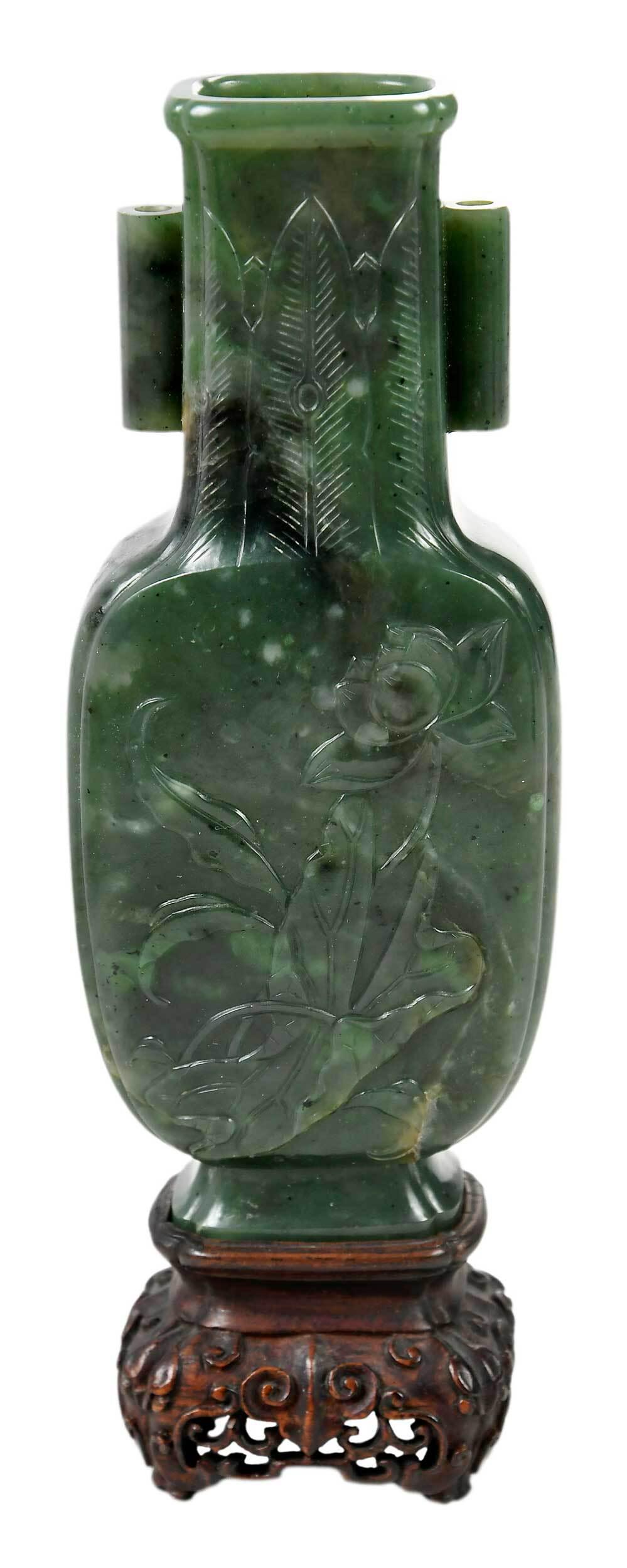 Chinese Jade or Hardstone Arrow Vase (1 of 10)