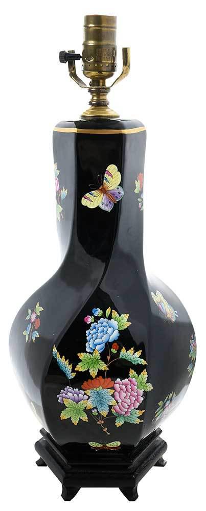 Herend Porcelain "Queen Victoria" Lamp (1 of 6)