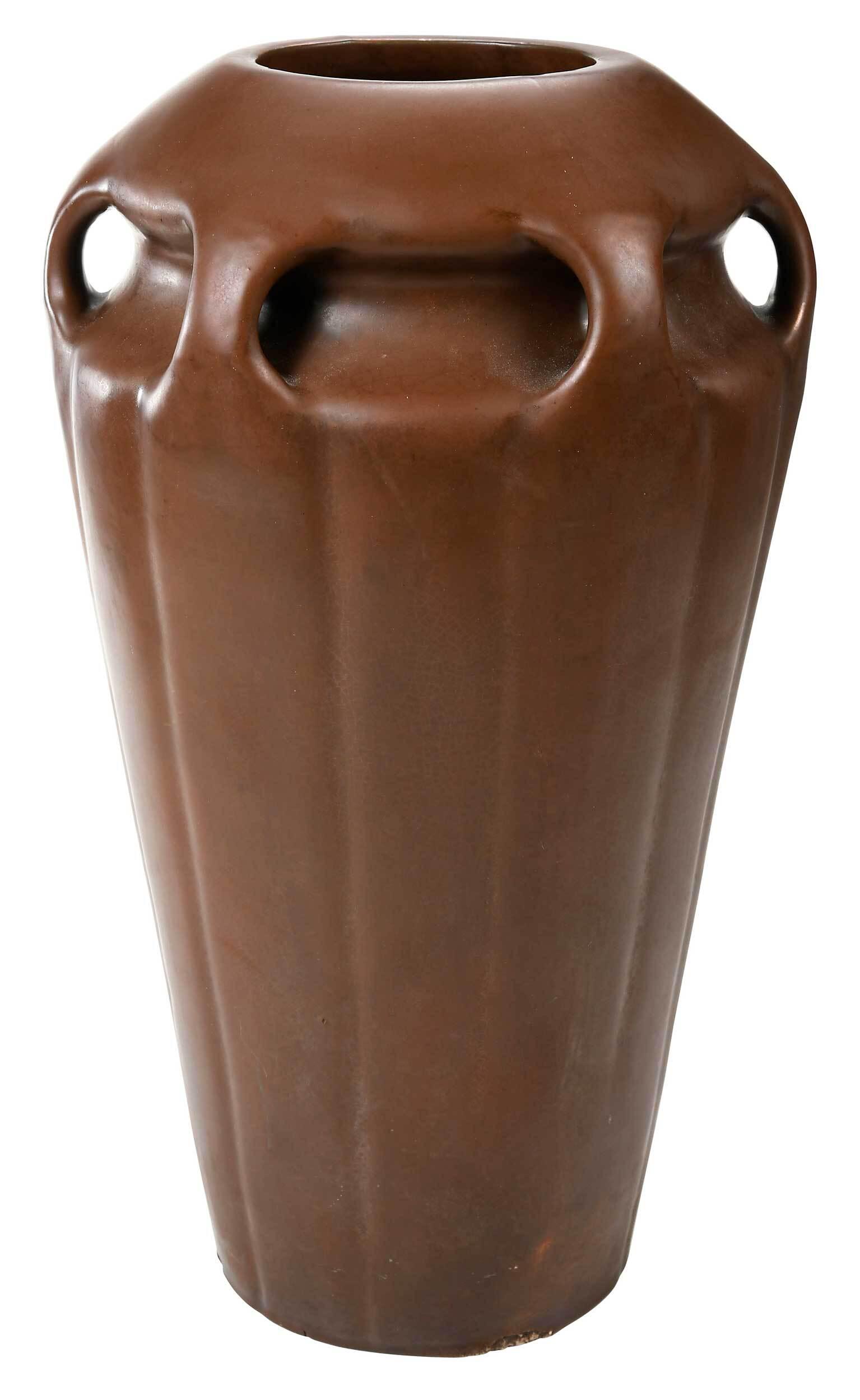 Large Wannopee Pottery Co. Arts and Crafts Buttressed Vase (1 of 13)