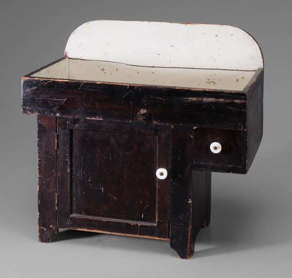 Grain-Painted Miniature Dry Sink: American, late 19th century, poplar and pine with varnished/painted exterior and white-painted tray, 17-5/8 x 18-1/8 x 9-7/8 in., backsplash with repaired crack and later braces, surface wear and abra