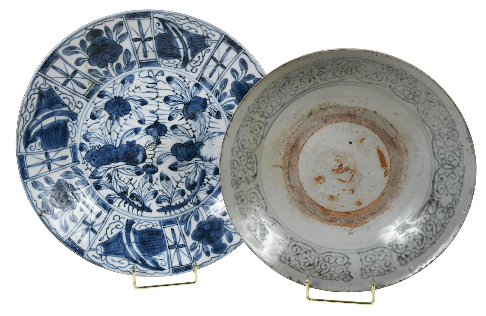 Two Chinese Underglaze Blue Deep Dishes (1 of 9)