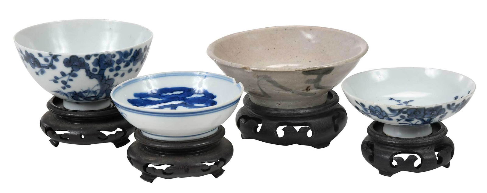 Group of Four Small Chinese Underglaze Blue Tea Cups (1 of 9)