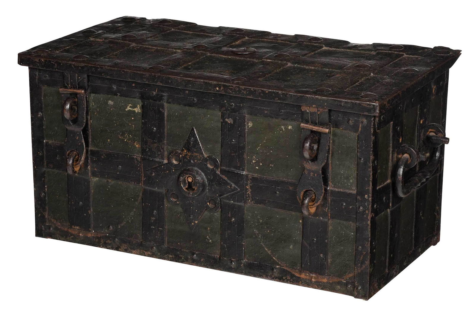 Early Iron Armada Strongbox with Keys (1 of 11)