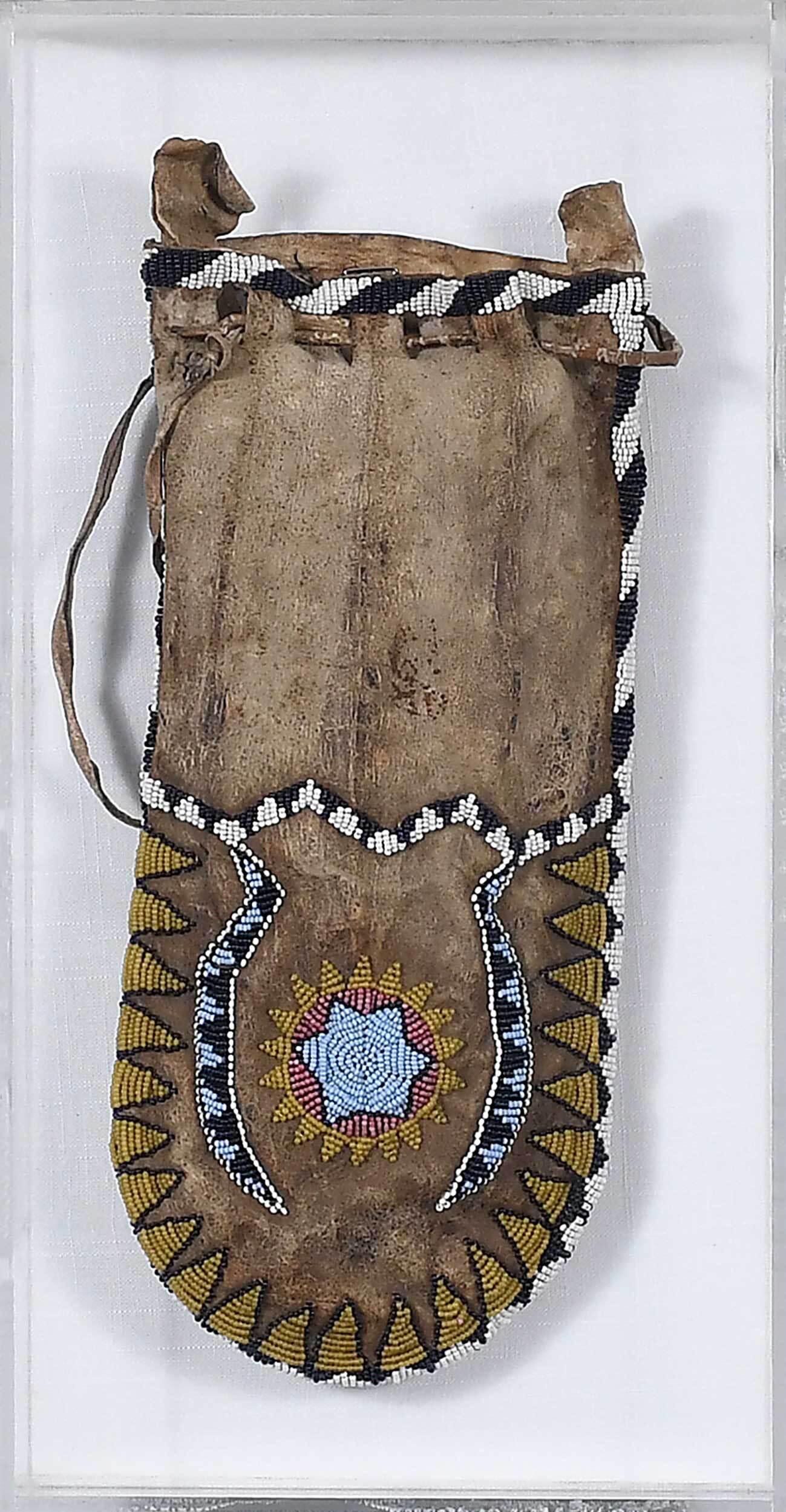 Plains Beaded Hide Drawstring Pouch (1 of 4)
