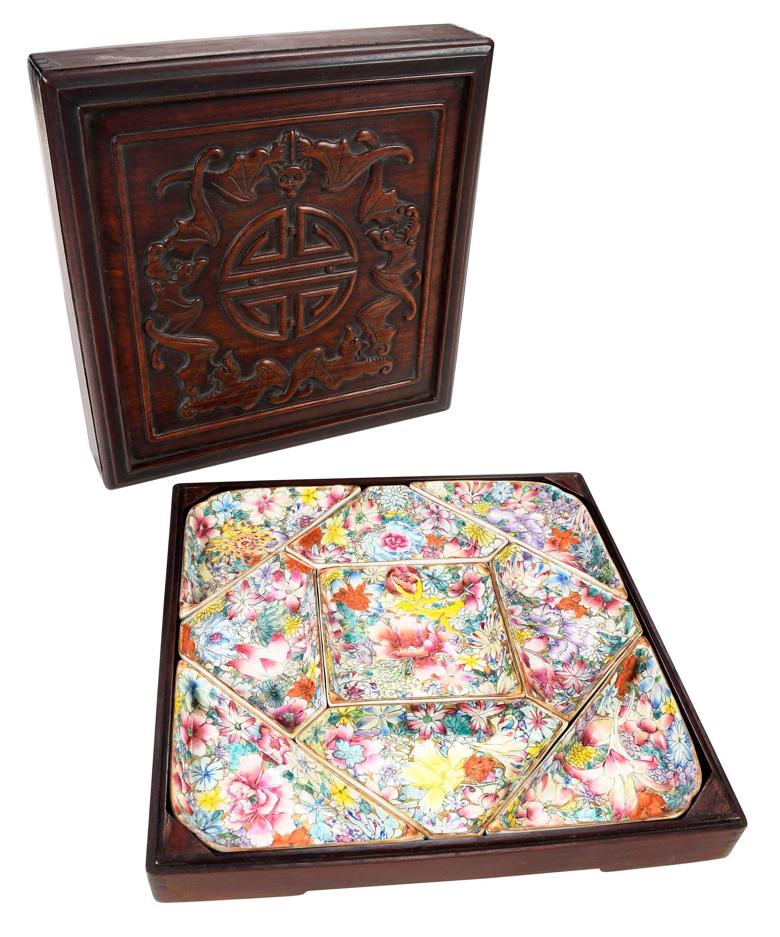 Chinese Porcelain Condiment Set in Carved Box (1 of 10)