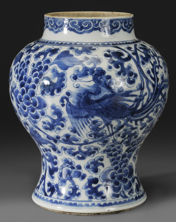Blue and White Porcelain Vase: Chinese, phoenix and foliate decoration, base with double circle in underglaze blue, 9-3/4 in., generally good condition, possibly lacking lid, minor surface flaws Provenance: Property of a Lady, Pari