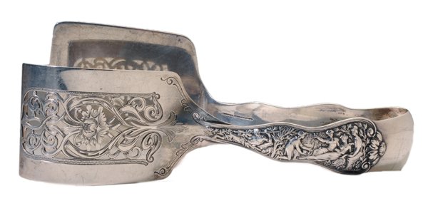 Tiffany Olympian Sterling Asparagus: Tongs American, 1892-1902, Paris, the Son of Priam motif, marks for Tiffany, no monogram, 6.51 oz.T., 7-1/2 in., average wear Provenance: Private Collection, Asheville, North Carolina