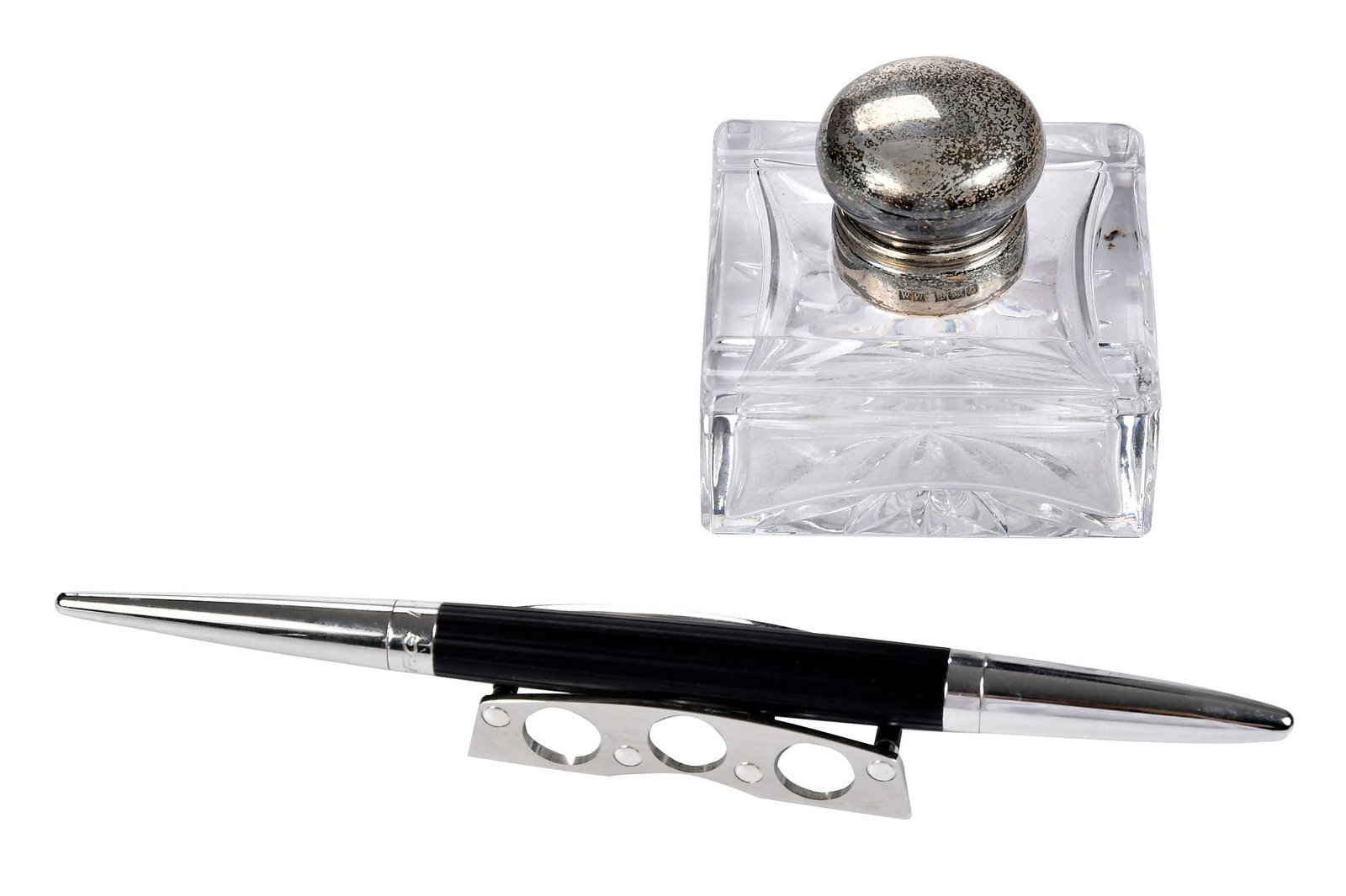 Jorg Hysek Meta Design Dipping Pen and Stand with Inkwell: palladium cap, palladium and ribbed ebonite barrel, bottom finial marked "JORG HYSEK", black steel nib marked "JORG HYSEK", 7-1/2 in.; with original steel and rubber stand, marked "JORG HYSEK" on exte