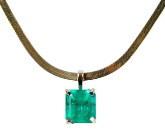Colombia Emerald Solitaire Pendant with 14kt. Herringbone Chain - AGL