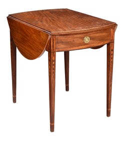 Fine American Federal Figured and Inlaid Mahogany Pembroke Table