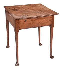 Rare Southern Attributed Queen Anne Walnut Handkerchief Table