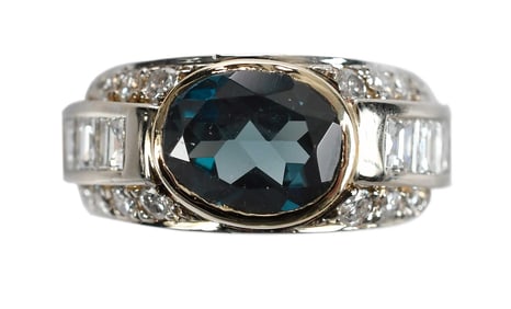18kt. London Blue Topaz and Diamond Ring