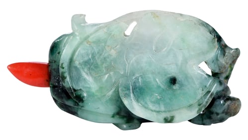 Chinese Carved Mottled Green Jade Gourd-Form Snuff Bottle